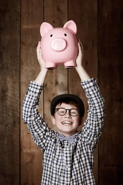 Malé Dítě Prasečí Banka Šťastný Portrét Studiu Úspory Peněz Peněžní — Stock fotografie