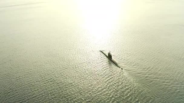 Drone Kapal Selam Kapal Dan Perjalanan Bawah Sinar Matahari Untuk — Stok Video
