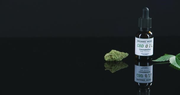 Ulei Cbd Marijuana Cânepă Sticlă Pentru Beneficii Pentru Sănătate Medicamente — Videoclip de stoc
