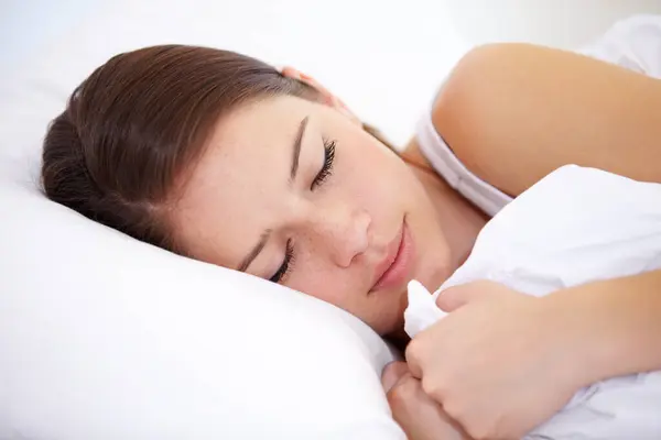 Søvn Ansikt Sliten Kvinne Seng Med Fred Komfort Hvile Hjemme – stockfoto