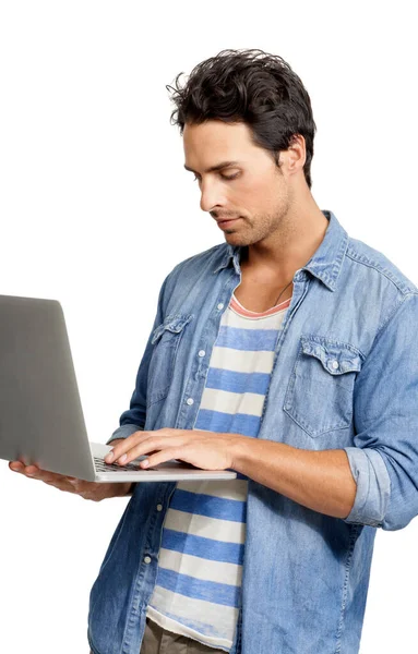 Człowiek Laptop Wpisując Mail Studio Networking Dostępem Internetu Przez Białe — Zdjęcie stockowe