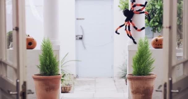 Halloween Porte Decorazione Una Casa Vacanze Preparazione Trucco Trattare Tradizione — Video Stock