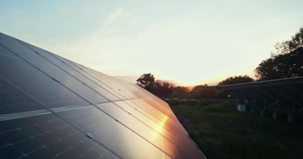 Pannello Solare Energia Elettrica Esterna Sul Campo Sostenibilità Energie Rinnovabili — Video Stock