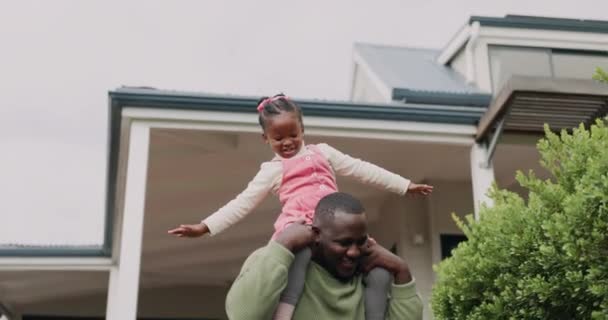 Father Piggyback Child Playing New Home Black Family Real Estate — Stock Video