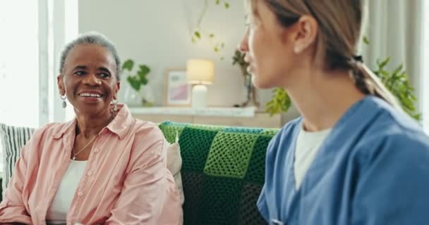 Senior Mujer Cuidadora Con Para Consultoría Comunicación Discusión Para Atención — Vídeos de Stock