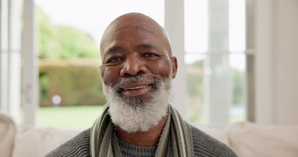 Yaşlı Siyah Bir Adam Mutlu Olumlu Mutlu Bir Portre Için — Stok video