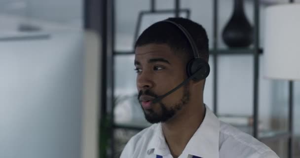African Man Call Center Talk Night Customer Service Advice Communication — Stock Video