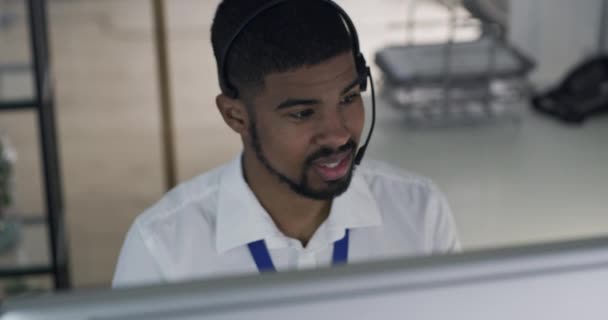 African Man Call Center Office Night Customer Service Advice Communication — Stock Video