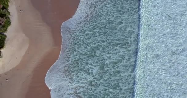 Drone Ondas Água Mar Praia Areia Paisagem Natureza Férias Férias — Vídeo de Stock