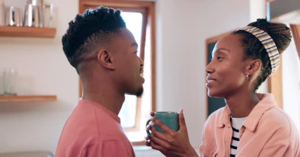 Koffie Zwart Stel Thuis Met Liefde Huwelijk Zorg Ochtend Met — Stockvideo