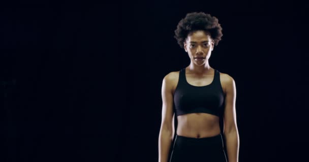Mulher Fitness Esportes Para Saúde Bem Estar Poder Com Exercício — Vídeo de Stock