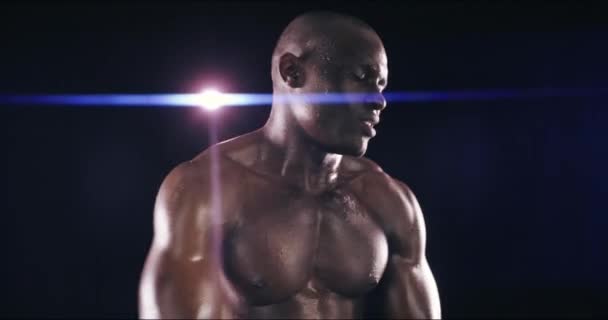 Fitness Spieren Zwarte Man Stretchen Sporten Wellness Een Donkere Studioachtergrond — Stockvideo