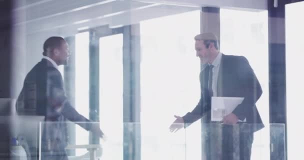 Håndtryk Kontrakt Forretningsfolk Beskæftiger Sig Kontor Firma B2B Fusion Samarbejde – Stock-video