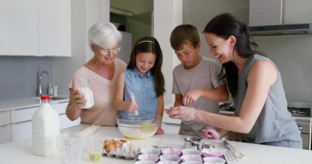Leren Familie Bakken Koken Keuken Met Instructies Hoe Kind Ontwikkeling — Stockvideo