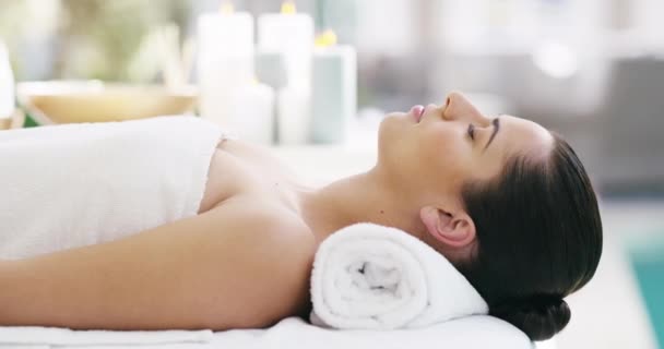 Relaks Spa Kobieta Stole Masażu Dla Wellness Spokoju Luksusowego Leczenia — Wideo stockowe