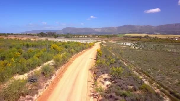 Dron Silnice Cestování Krajinou Krajinou Farma Prázdná Půda Prostředím Nebo — Stock video
