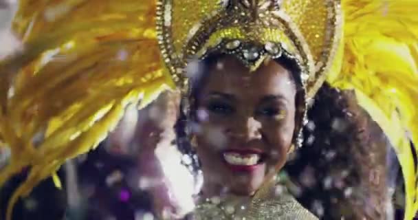 Χορός Τον Πολιτισμό Και Γυναίκα Μια Παραδοσιακή Παρέλαση Κόμμα Δρόμο — Αρχείο Βίντεο