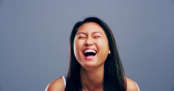 Face Smile Asian Woman Laughing Studio Humor Joke Good Mood — Stock Video