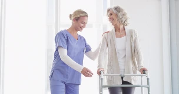 Nurse Senior Woman Walking Frame Healthcare Service Support Happy Physiotherapy — Stock Video