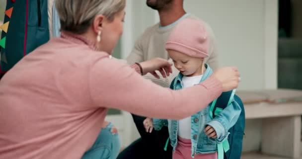 Parents Enfants Premier Jour Maternelle Préparer Heureux Famille Matin Maman — Video
