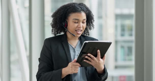 Call Center Kobieta Tablet Konsultingiem Telemarketingu Rozmowy Biurze Obsługa Klienta — Wideo stockowe