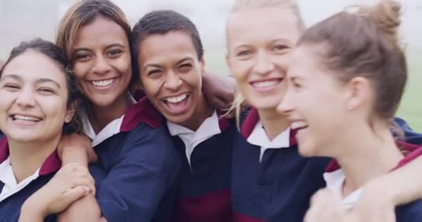 Ragby Sportovní Tým Ženy Usmívají Tváři Šťastní Připraveni Trénink Venkovním — Stock video