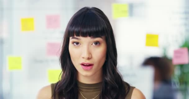 Face Business Woman Finger Lips Secret Startup Employee Silence Quiet — Stock Video