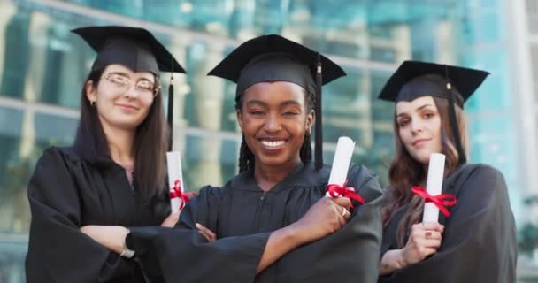 Portré Nők Vagy Boldog Diploma Izgatott Vagy Egyetemi Diploma Megszerzése — Stock videók
