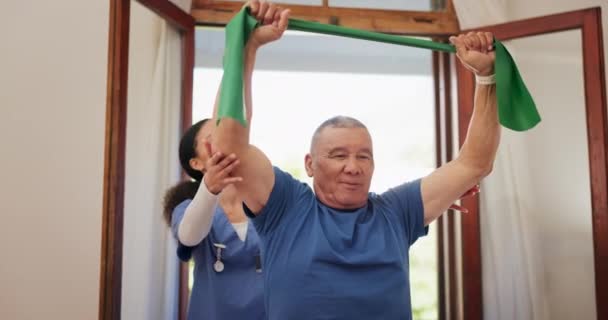 Fisioterapia Riabilitazione Vecchio Che Esercizio Stretching Banda Recupero Consulenza Fisioterapista — Video Stock