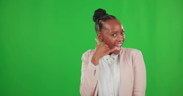 Обличчя Зелений Екран Чорна Жінка Телефонний Дзвінок Язок Фоні Студії — стокове відео