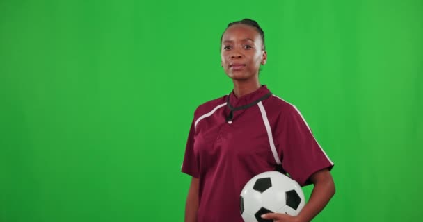 Fútbol Entrenador Cara Mujer Negra Estudio Pantalla Verde Para Con — Vídeos de Stock