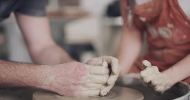 Pottery Clay Woman Helping Man Workshop Class Studio Creative Leaning — Stock Video