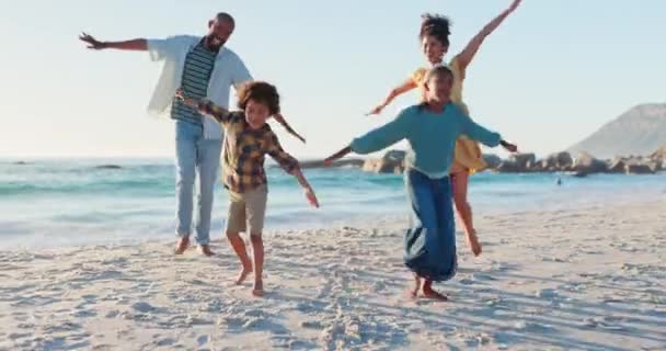 Running Airplane Happy Family Beach Energy Fun Freedom Nature Together — Stock Video