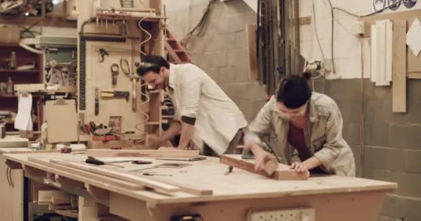 Команда Плотников Часовых Людей Цехах Производству Изготовлению Мебели Ремонту Плотничное — стоковое видео