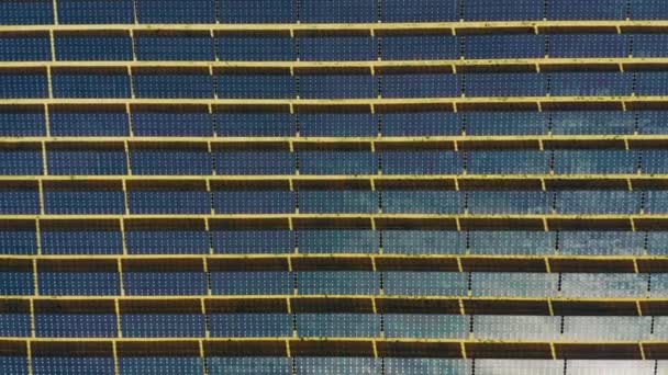 Sürdürülebilir Enerji Elektrik Çevre Dostu Sisteme Sahip Güneş Paneli Tarım — Stok video