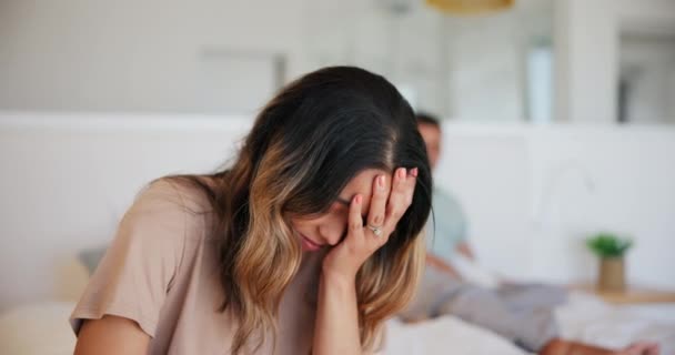 Divorcio Pelea Pareja Una Cama Con Estrés Ansiedad Depresión Engaño — Vídeos de Stock