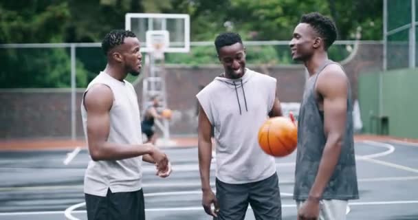 Black People Talking Laughing Basketball Court Sport Exercise Outdoor Health — Stock Video
