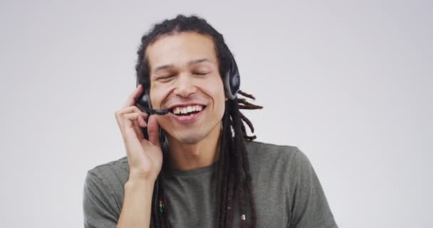 Happy Danışman Portre Destek Tavsiye Müşteri Hizmetleri Ile Çağrı Merkezinde — Stok video