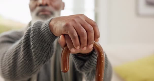 막대기 은퇴에 Homecare와 파킨슨 관절염 관리를위한 도움의 균형을위한 외로운 지팡이 — 비디오