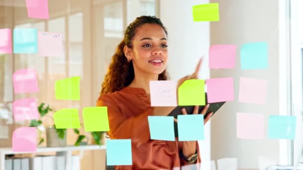Happy Female Designer Planning Ideas Glass Wall Colorful Sticky Notes — Wideo stockowe