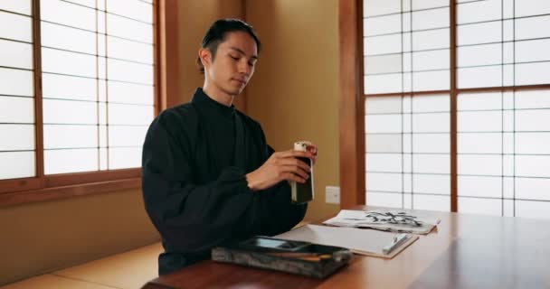 Black Ink Asian Man Japanese Artist Studio Art Script Calligraphy — Stock Video