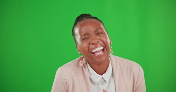 Знущання Сміх Обличчя Чорної Жінки Зеленому Екрані Ізольовані Студійному Фоні — стокове відео