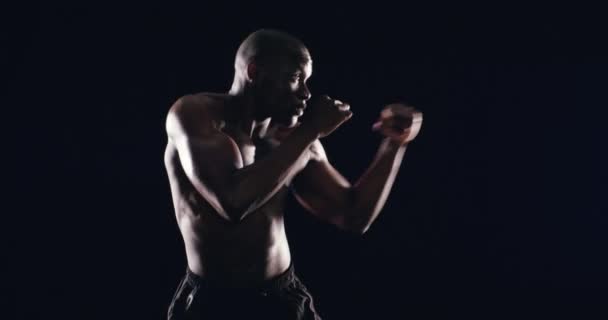 남자와 오버레이에 스포츠 초상화 레슬링 아프리카 운동선수 피트니스 스튜디오 모크업에서 — 비디오