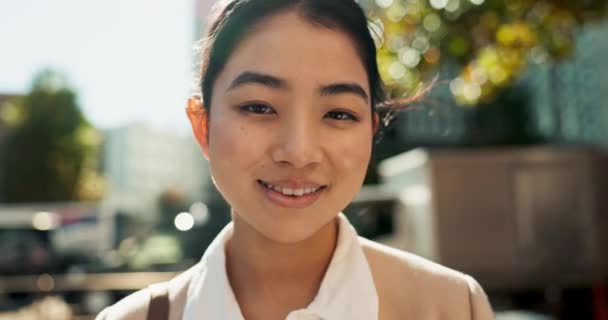 Japansk Kvinde Byen Ansigt Med Rejser Eller Pendler Til Arbejde – Stock-video