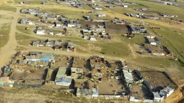 Drone Township Dorp Met Infrastructuur Eigendom Informele Nederzetting Sloppenwijken Gemeenschap — Stockvideo