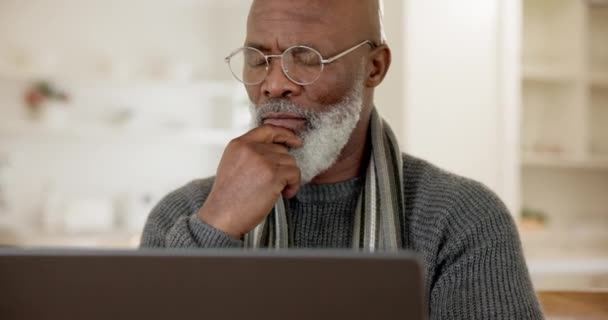 Mature Man Laptop Thinking Freelancer Idea Work Home Technology Vision — Stock Video