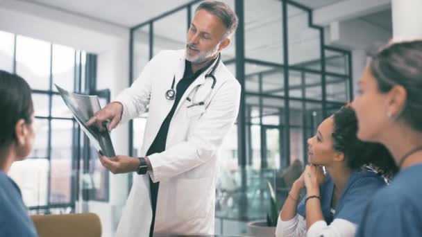 Medicin Teamwork Och Röntgen För Diskussion Sjukhus Med Analys Eller — Stockvideo