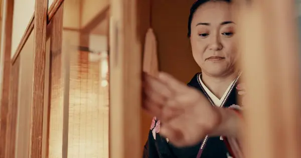 Japonês Mulher Quimono Corredor Tradição Sala Chashitsu Com Moda Indígena — Fotografia de Stock