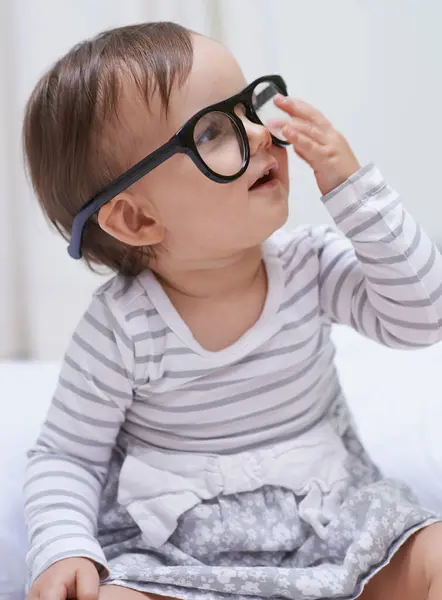 Cuidado Los Ojos Visión Bebé Pequeño Con Gafas Para Vista — Foto de Stock