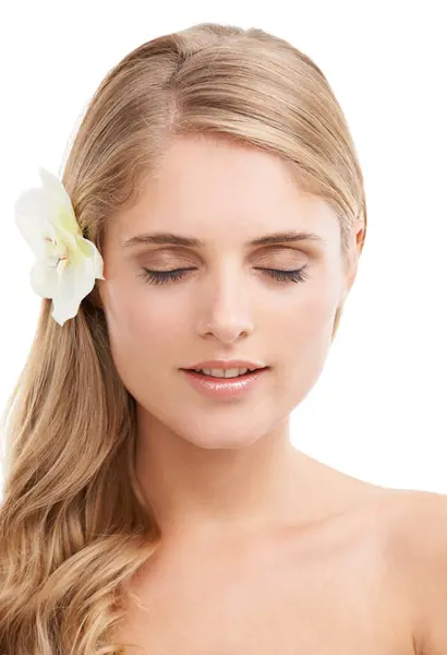 Woman Flower Hair Beauty Natural Cosmetics Dermatology Nature White Background — Stock Photo, Image
